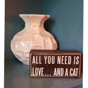 Wood Sign Black/White Love Cat Pet Feline Kitty